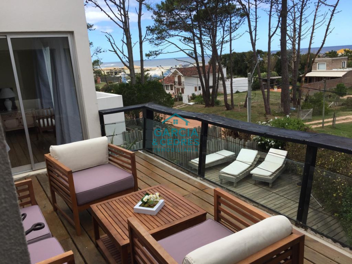 Casa ID.224 - OPORTUNIDAD VENDO CASA EN MONTOYA 5 DORM + SERVICIO. EXCELENTE OPCION EN LUGAR DE PLENO CRECIMIENTO