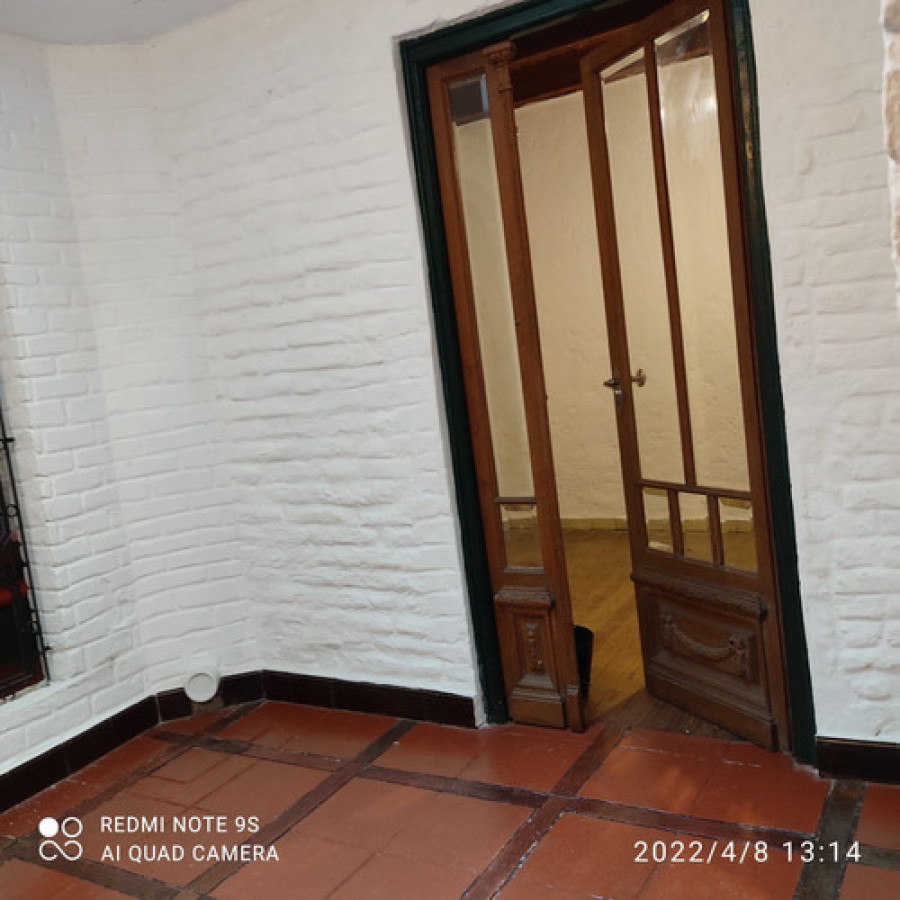 Casa ID.318 - Se Alquila Casa de 5 Dormitorios en Cordon 