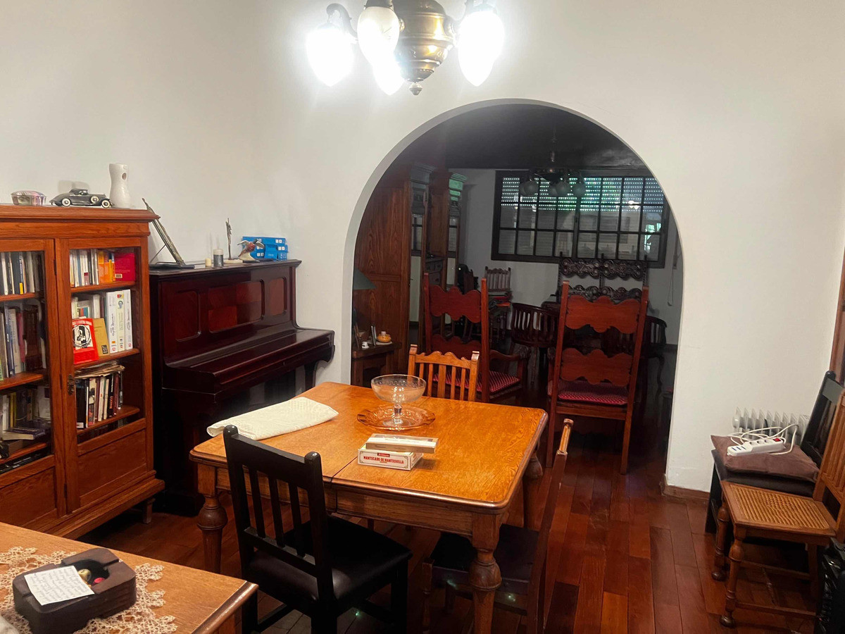 Casa ID.167 - Casa En Pocitos, 4 Dormitorios, 2 Baños