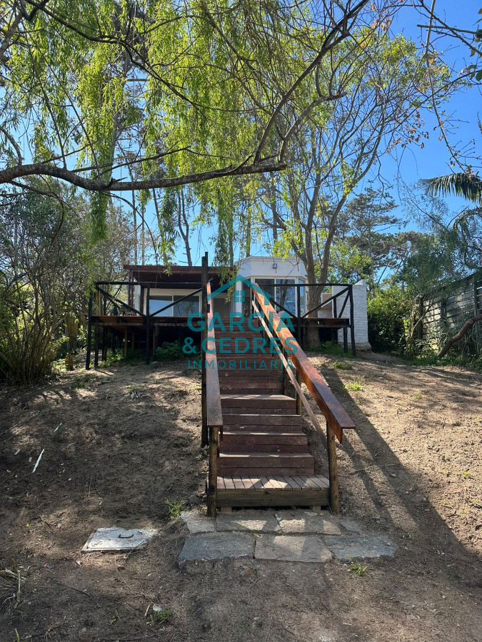 Casa ID.6 - Casa en Montoya a solo 250 mts del mar , 3 dormitorios con 2 baños . recien reciclada con muy buen gusto