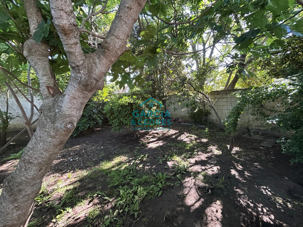 Casa ID.55 - OPORTUNIDAD !!! VENDO CASA 3 DORMITORIOS Y 1 BAÑO EN ESTACION LAS FLORES A U$S 90.000