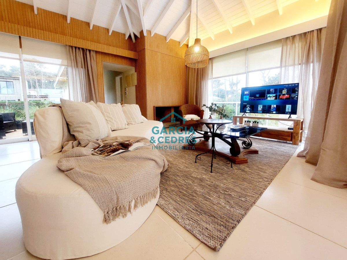 Casa ID.223 - EXCEPCIONAL CASA EN MONTOYA ESTILO CONTEMPORANEO A ESCASOS METROS DEL MAR 