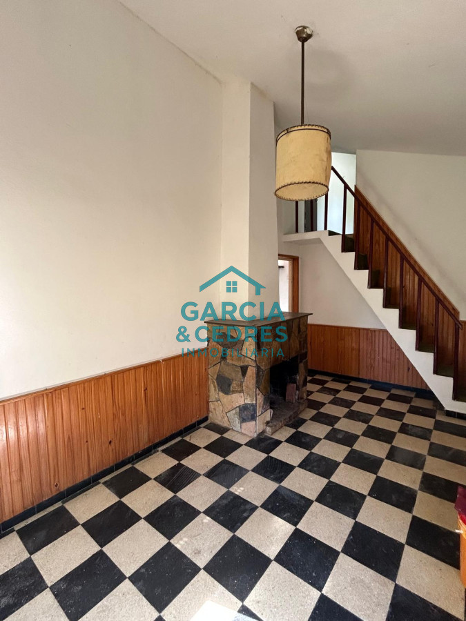 Casa ID.55 - OPORTUNIDAD !!! VENDO CASA 3 DORMITORIOS Y 1 BAÑO EN ESTACION LAS FLORES A U$S 90.000