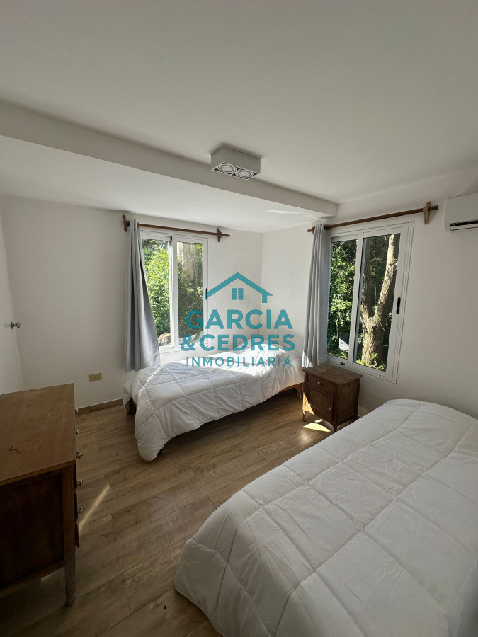 Casa ID.6 - Casa en Montoya a solo 250 mts del mar , 3 dormitorios con 2 baños . recien reciclada con muy buen gusto