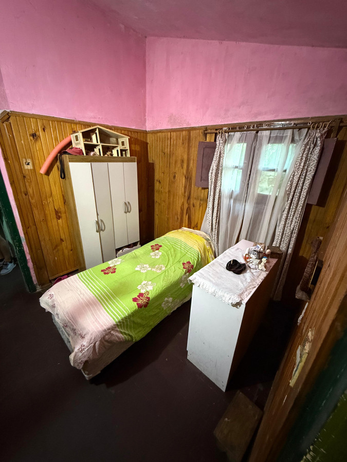 Casa ID.26 - Se Venden 2 Casas en Lezica mismo padrón 