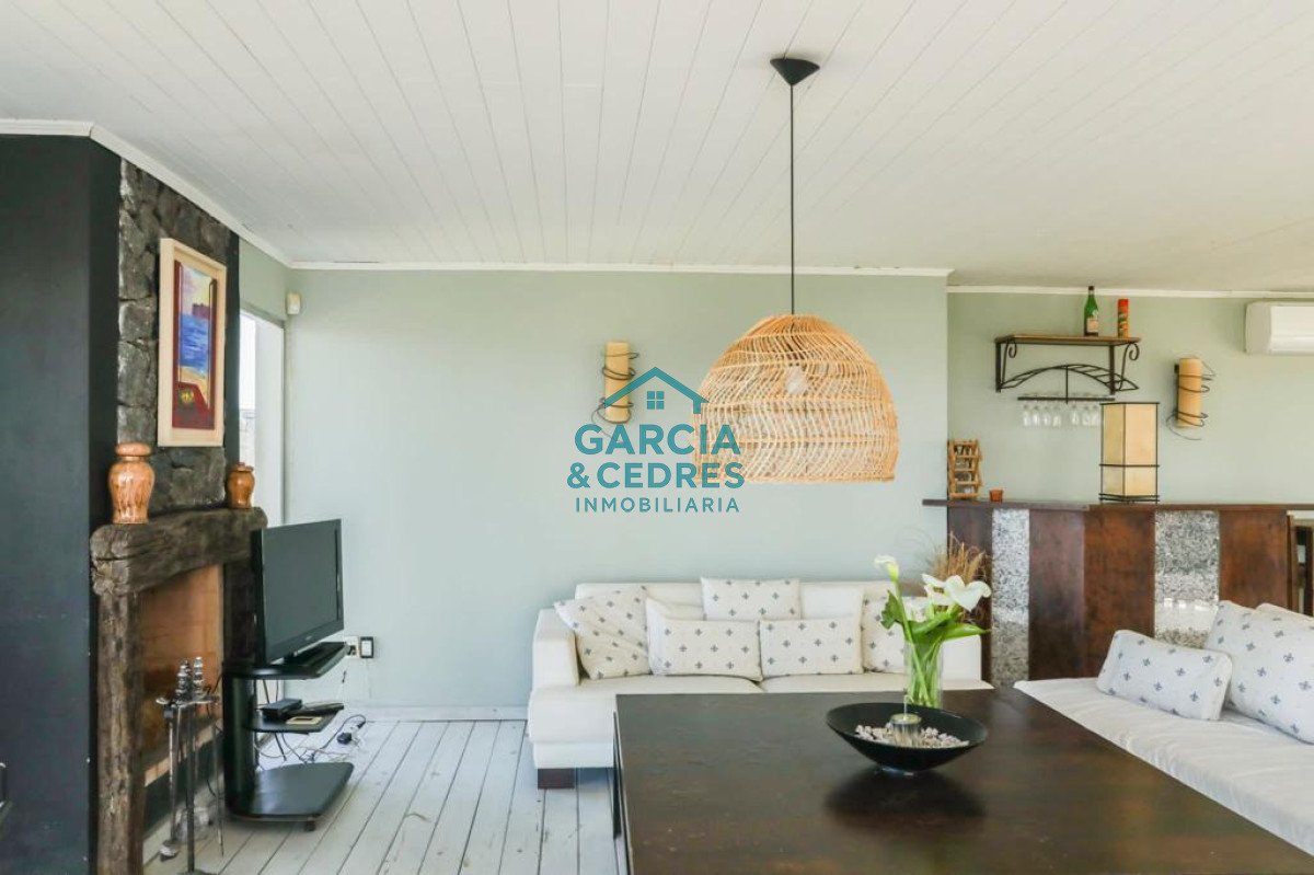 Casa ID.224 - OPORTUNIDAD VENDO CASA EN MONTOYA 5 DORM + SERVICIO. EXCELENTE OPCION EN LUGAR DE PLENO CRECIMIENTO