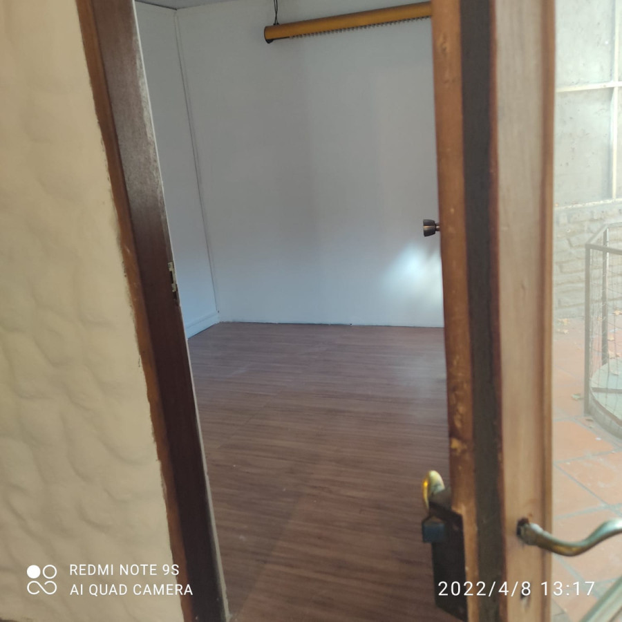 Casa ID.318 - Se Alquila Casa de 5 Dormitorios en Cordon 