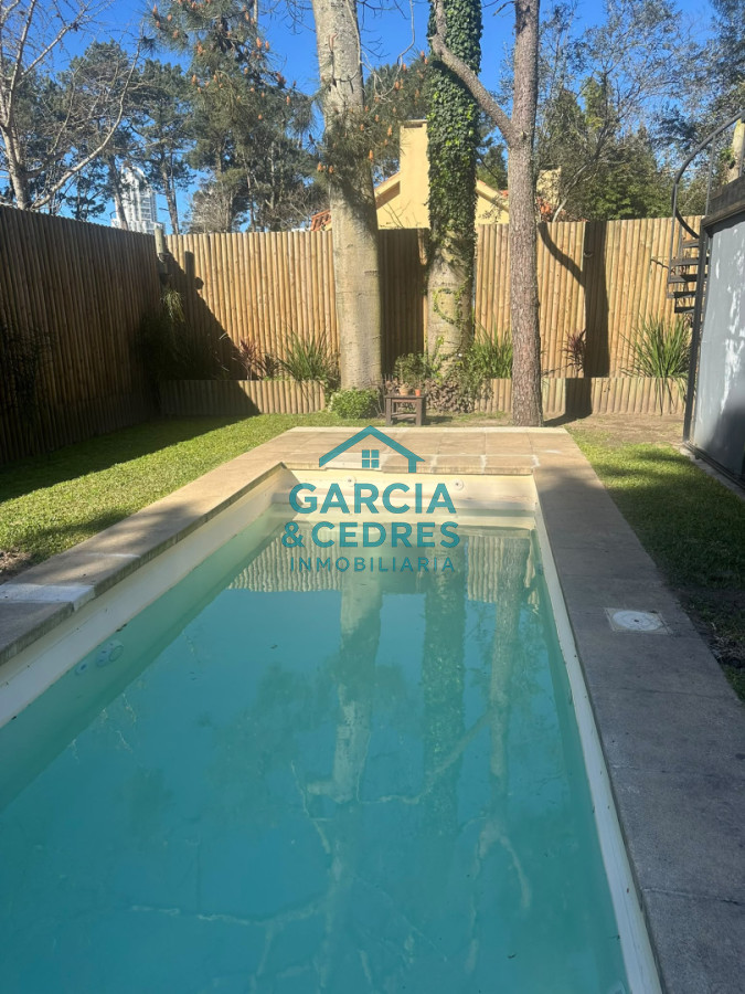 Casa ID.1243 - Alquiler Temporario Casa 4 dorm Punta del este 