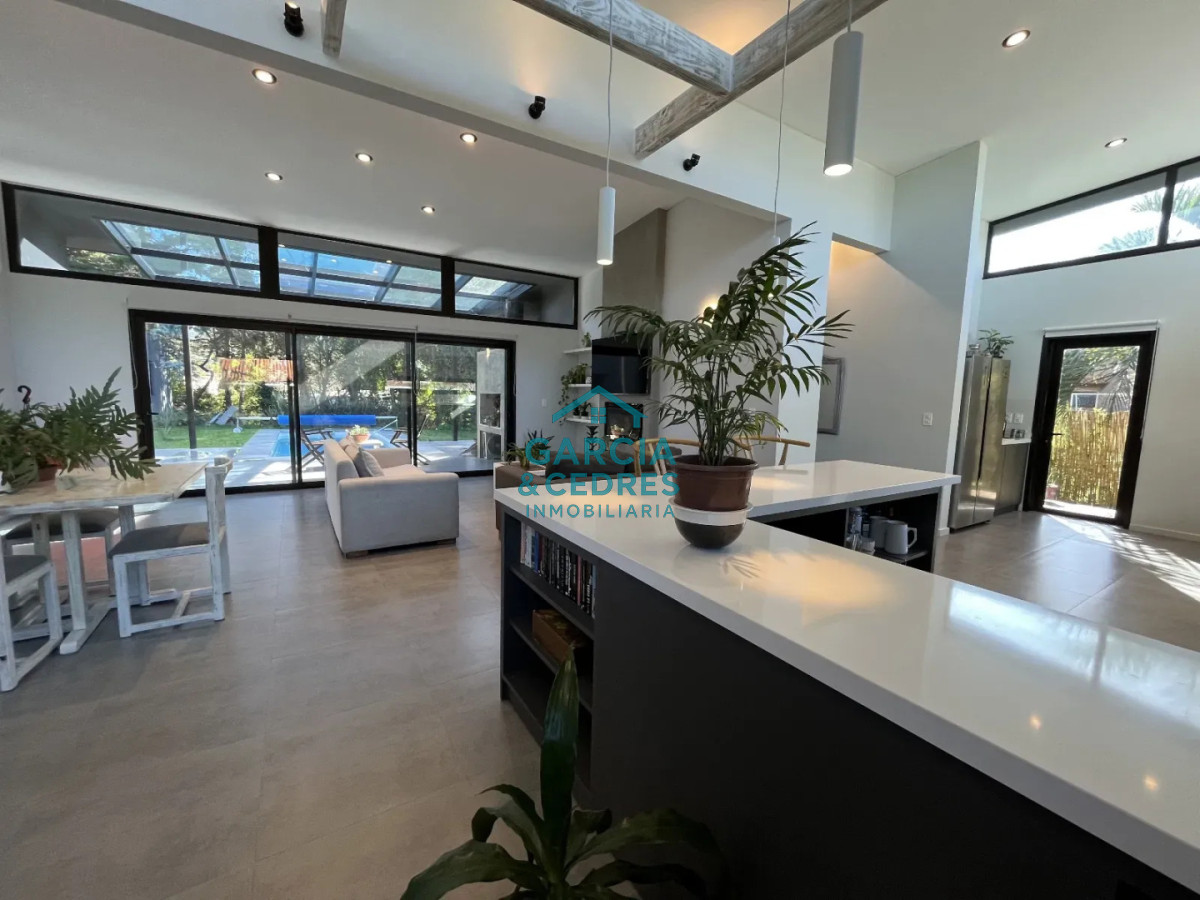 Casa ID.345 - Casa Moderna Nueva Construcción