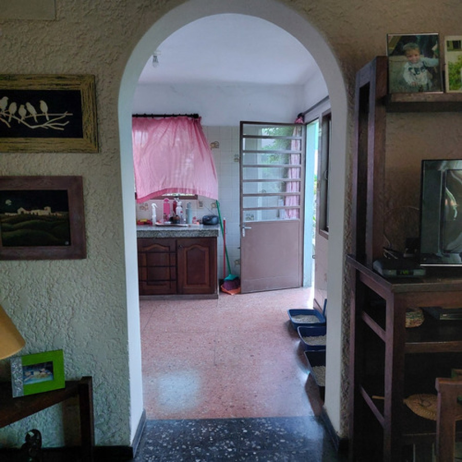 Casa ID.82 - Se vende,  casa 3 dormitoriosen Sayago.