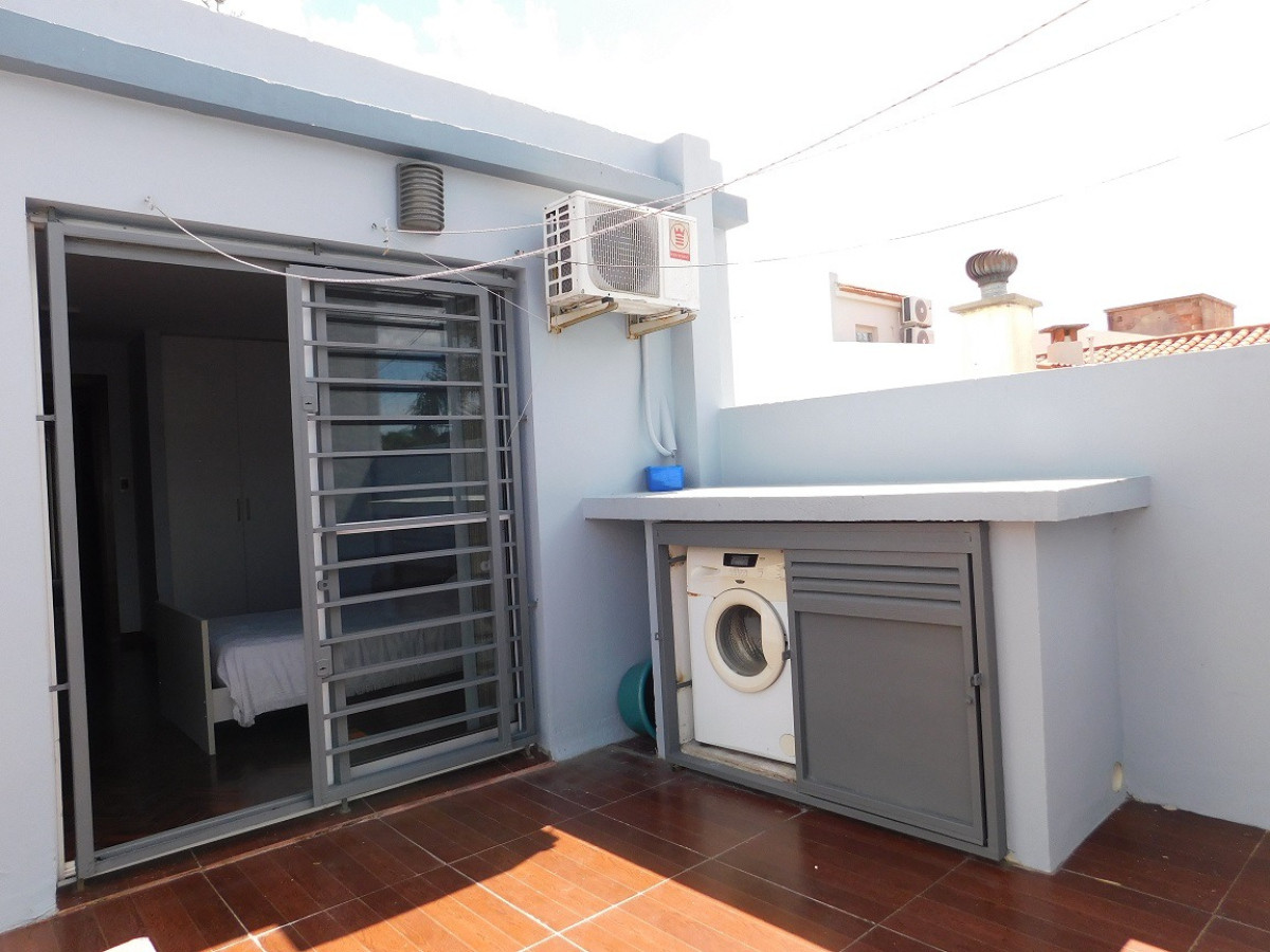 Casa ID.134 - Se Vende Sobre Caramuru En El Corazon De Punta Gorda Regia Casa En Impecable Estado Lista Para Entrar 6 Dormitorios 4 Baños Con La Mas Alta Seguridad