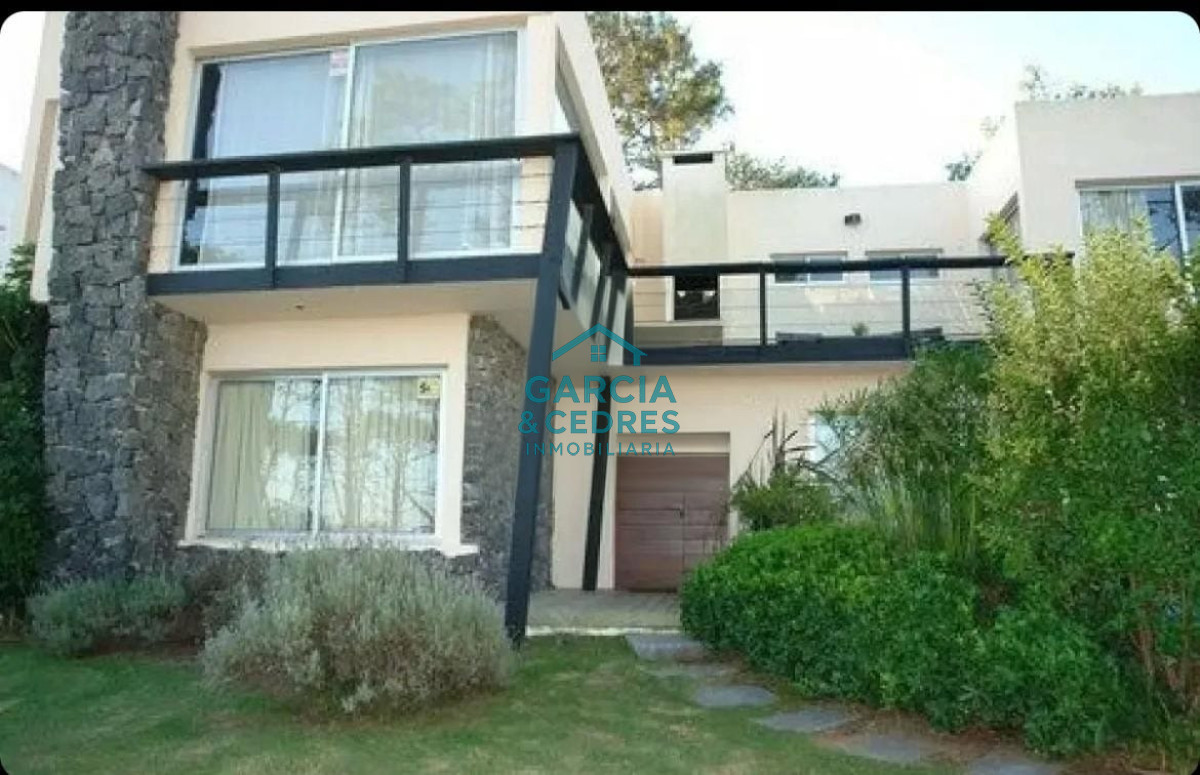 Casa ID.224 - OPORTUNIDAD VENDO CASA EN MONTOYA 5 DORM + SERVICIO. EXCELENTE OPCION EN LUGAR DE PLENO CRECIMIENTO