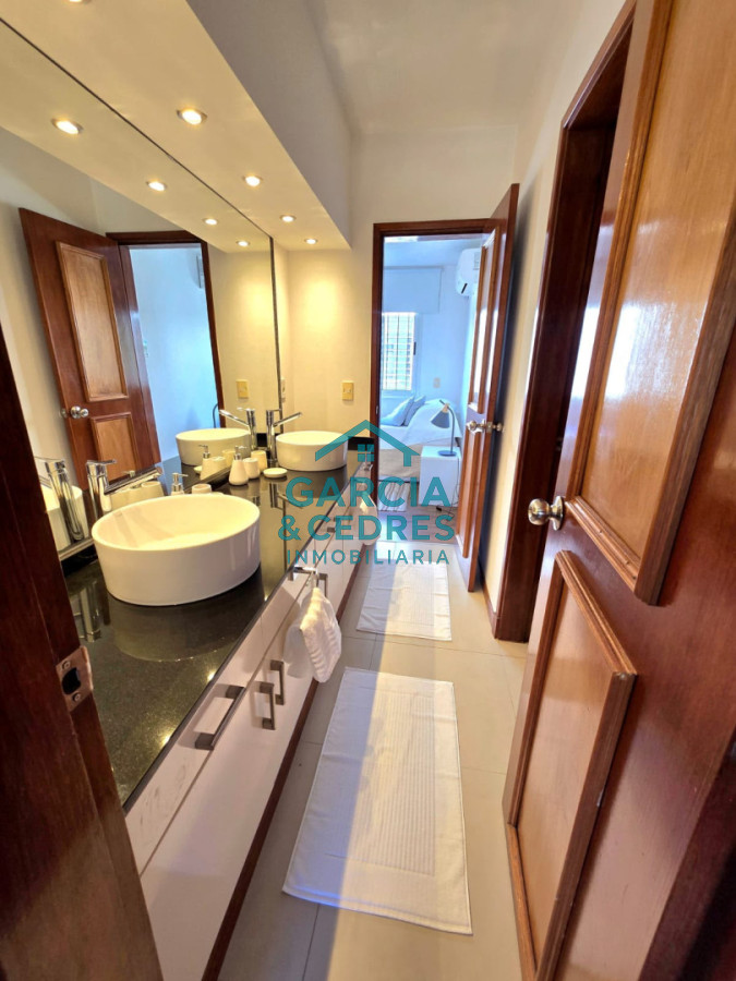 Casa ID.1391 - Alquilo Casa en Rincon del Indio  . Cuatro dormitorios y 4 baños 