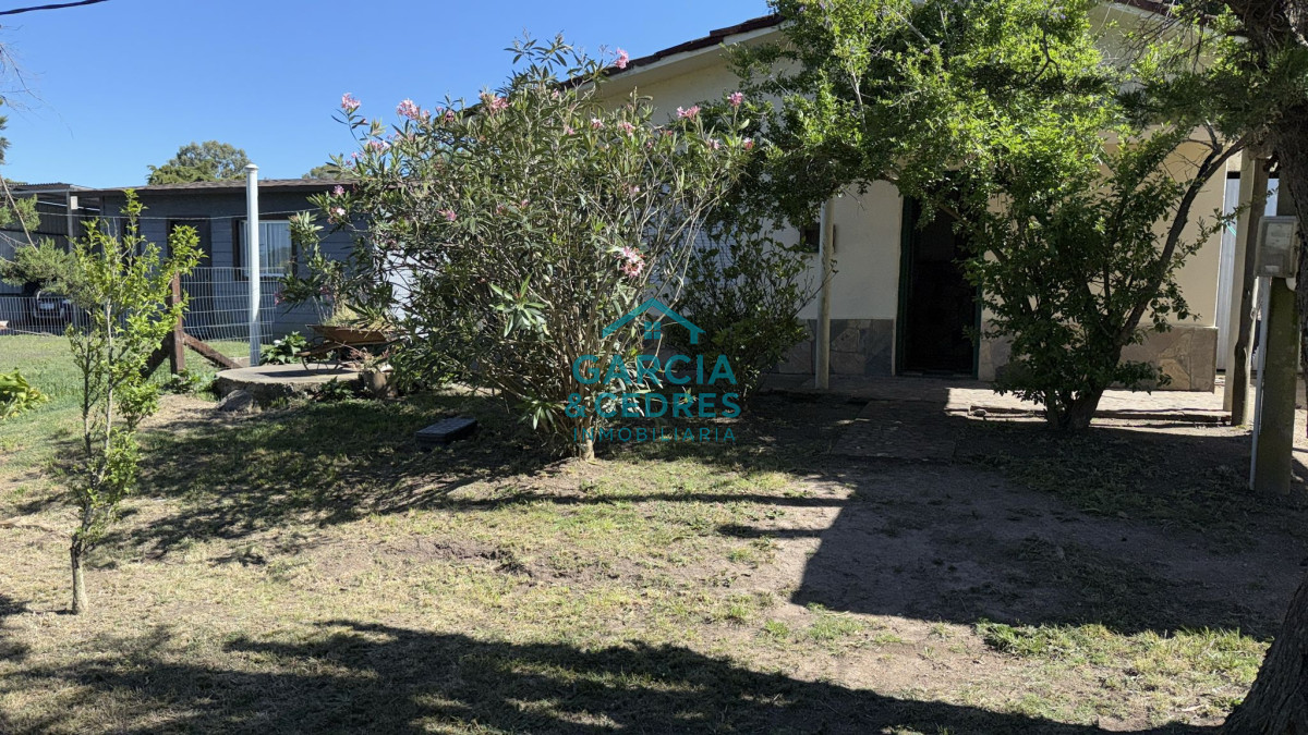 Casa ID.55 - OPORTUNIDAD !!! VENDO CASA 3 DORMITORIOS Y 1 BAÑO EN ESTACION LAS FLORES A U$S 90.000