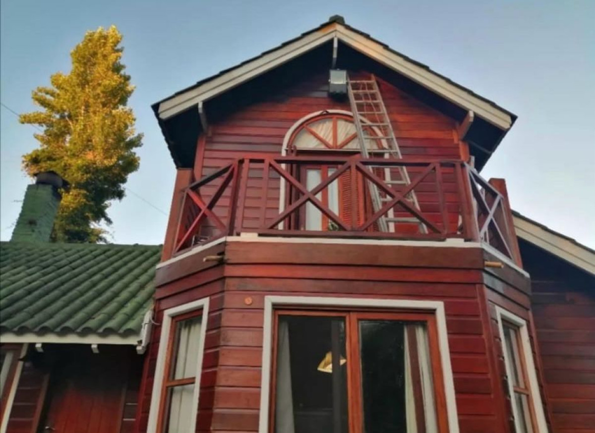 Casa ID.447 - Se Vende Casa Cabaña Chalet 4 dormitorios en Lezica