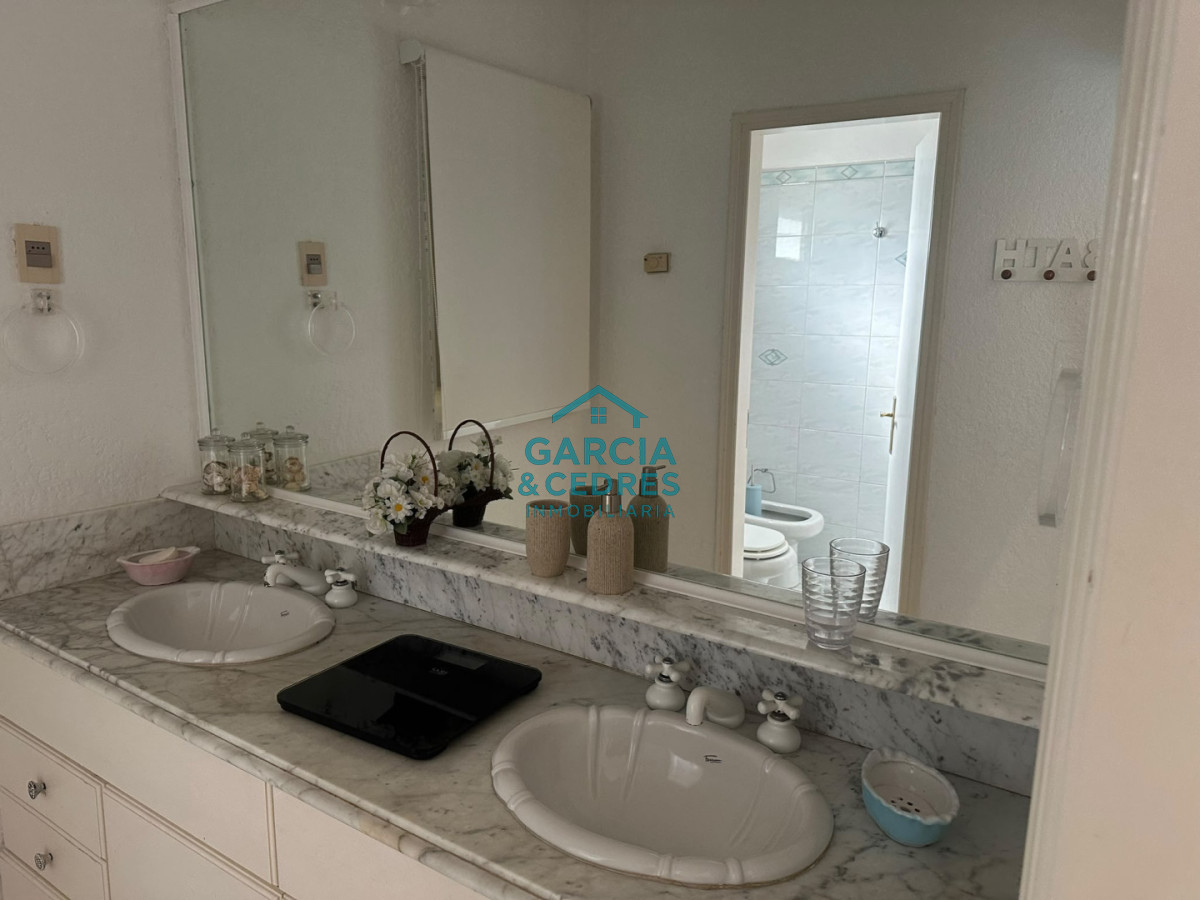Casa ID.663 - Gran casa de 5 dormitorios en San Rafael, Punta del Este 