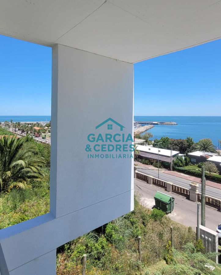 Casa ID.109 - EXCEPCIONAL CASA EN CERRO SAN ANTONIO 3 DORM Y 3 BAÑOS CON VISTAS AL MAR INIGUALABLES 