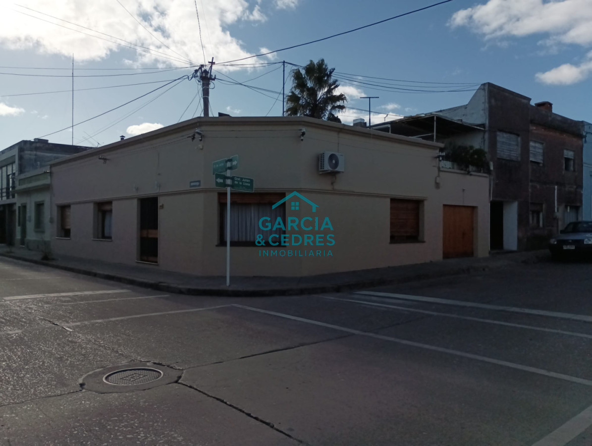 Casa ID.426 - Venta de Hermosa casa de 5 dormitorios + 2 baños  MINAS 