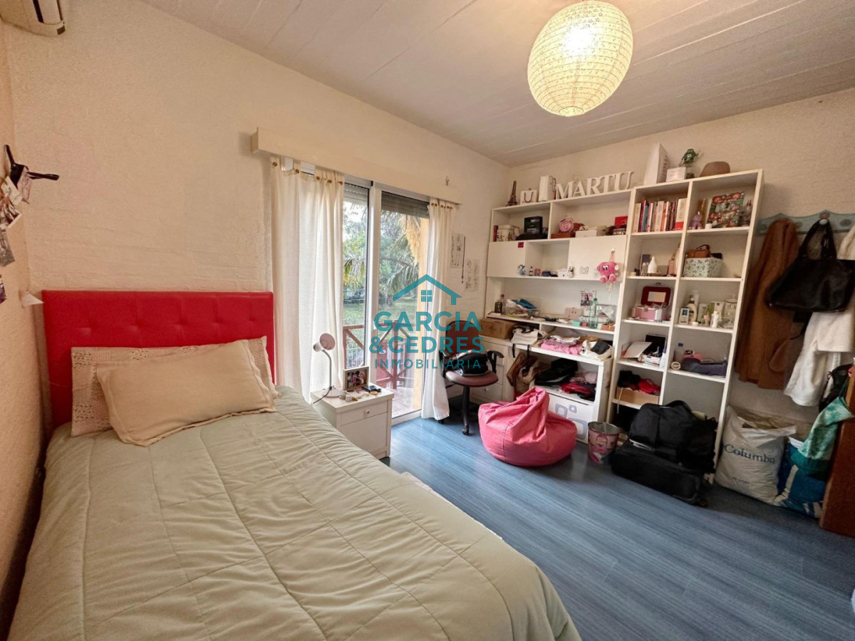 Casa ID.193 - Vendo Excepcional Casa 4 dorm y 4 baños en Parada 19 Playa mansa 