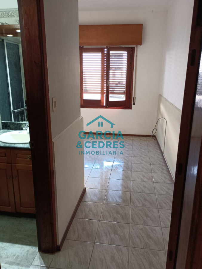 Casa ID.426 - Venta de Hermosa casa de 5 dormitorios + 2 baños  MINAS 