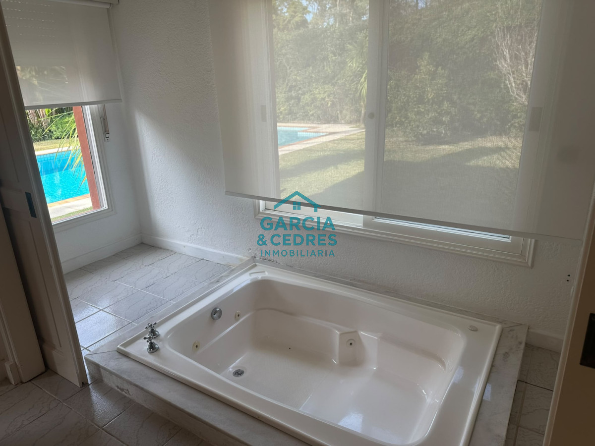 Casa ID.663 - Gran casa de 5 dormitorios en San Rafael, Punta del Este 
