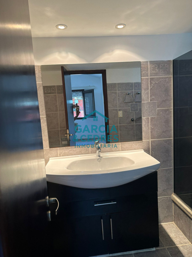 Casa ID.133 - OPORTUNIDAD EN BARRIO CANTEGRIL . VENDO CASA DE 3 DORM. Y 3 BAÑOS EN ZONA DE COLEGIOS, FACULTADES Y CENTROS DE SALUD 