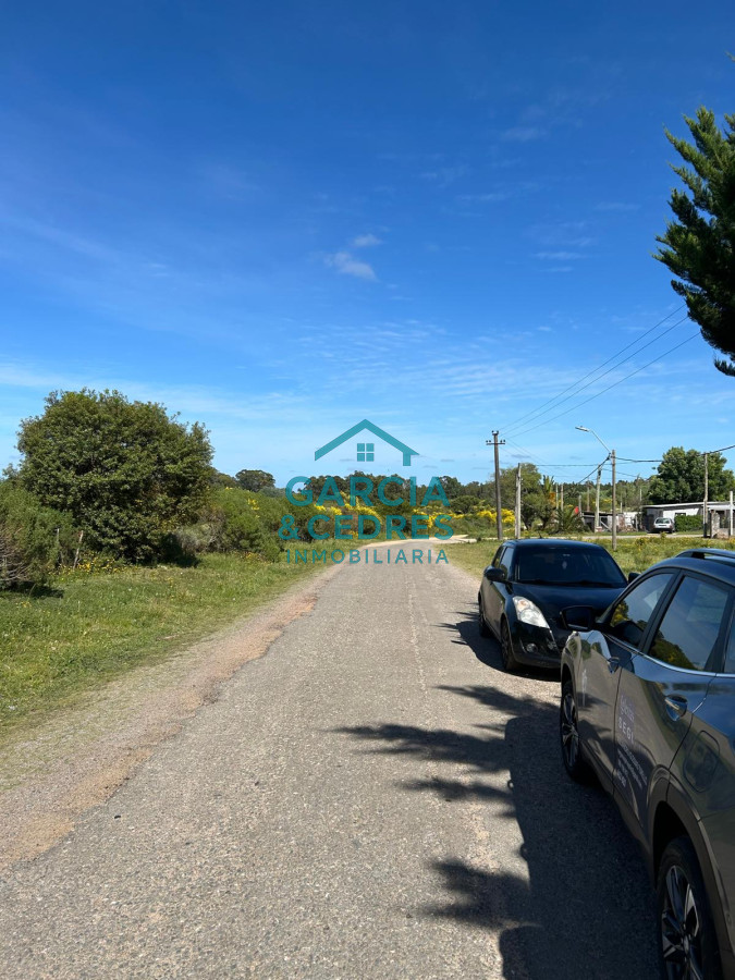 Casa ID.55 - OPORTUNIDAD !!! VENDO CASA 3 DORMITORIOS Y 1 BAÑO EN ESTACION LAS FLORES A U$S 90.000