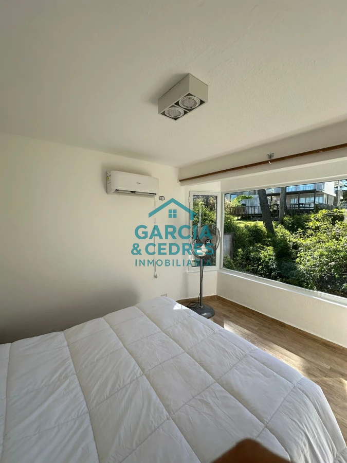 Casa ID.6 - Casa en Montoya a solo 250 mts del mar , 3 dormitorios con 2 baños . recien reciclada con muy buen gusto