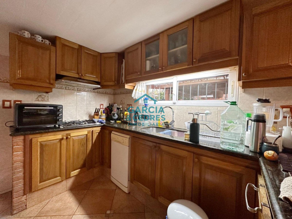 Casa ID.193 - Vendo Excepcional Casa 4 dorm y 4 baños en Parada 19 Playa mansa 