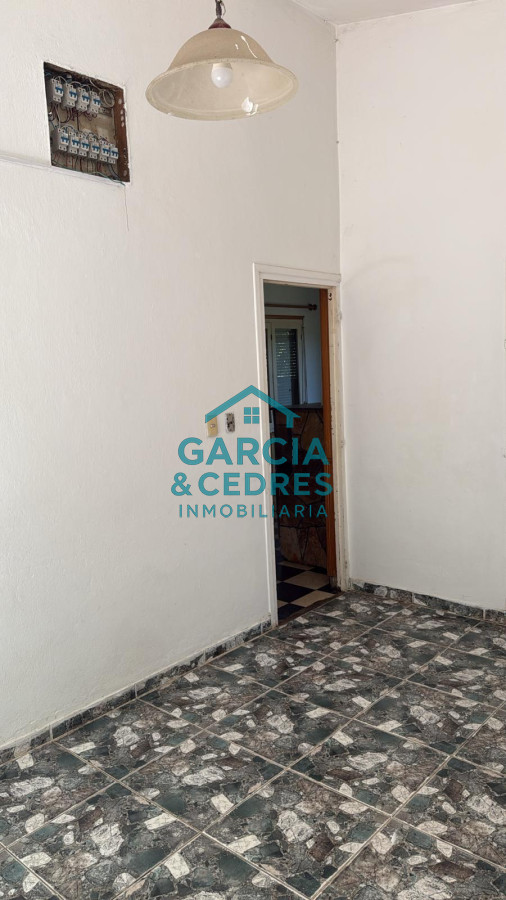 Casa ID.55 - OPORTUNIDAD !!! VENDO CASA 3 DORMITORIOS Y 1 BAÑO EN ESTACION LAS FLORES A U$S 90.000