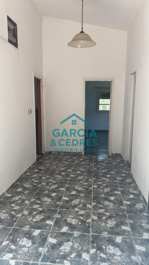 Casa ID.55 - OPORTUNIDAD !!! VENDO CASA 3 DORMITORIOS Y 1 BAÑO EN ESTACION LAS FLORES A U$S 90.000