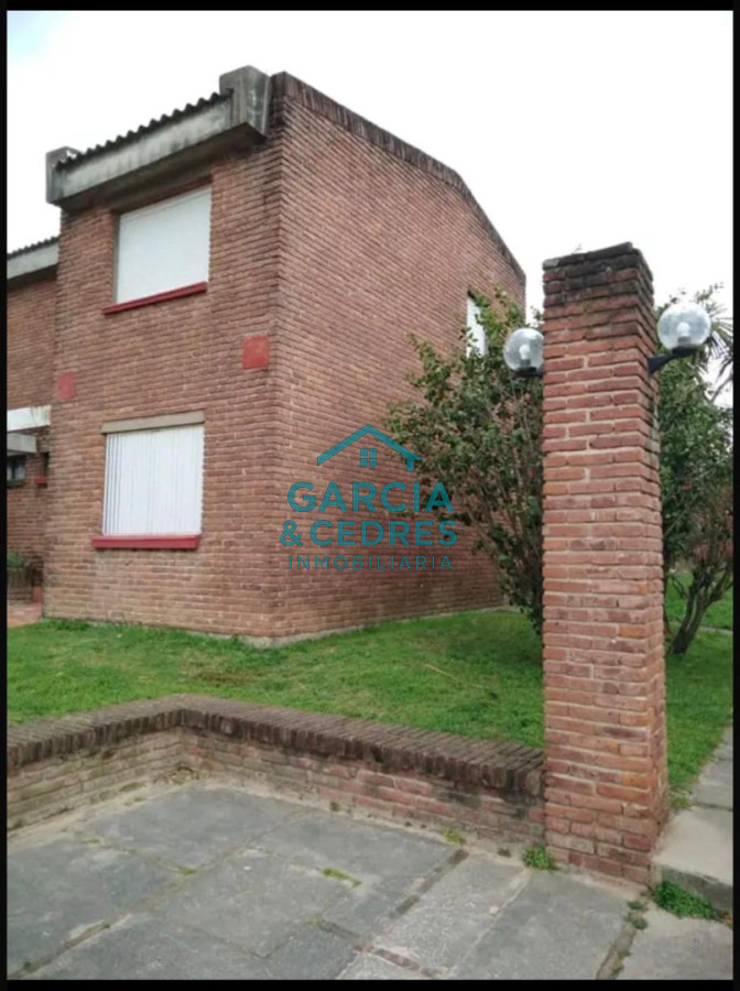 Casa ID.180 - OPORTUNIDAD !!!! VENDO VIVIENDA EN CASTILLO EN EXCEPCIONAL ESTADO 