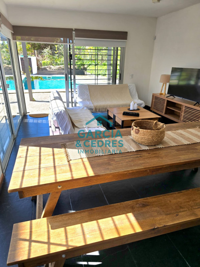 Casa ID.1391 - Alquilo Casa en Rincon del Indio  . Cuatro dormitorios y 4 baños 