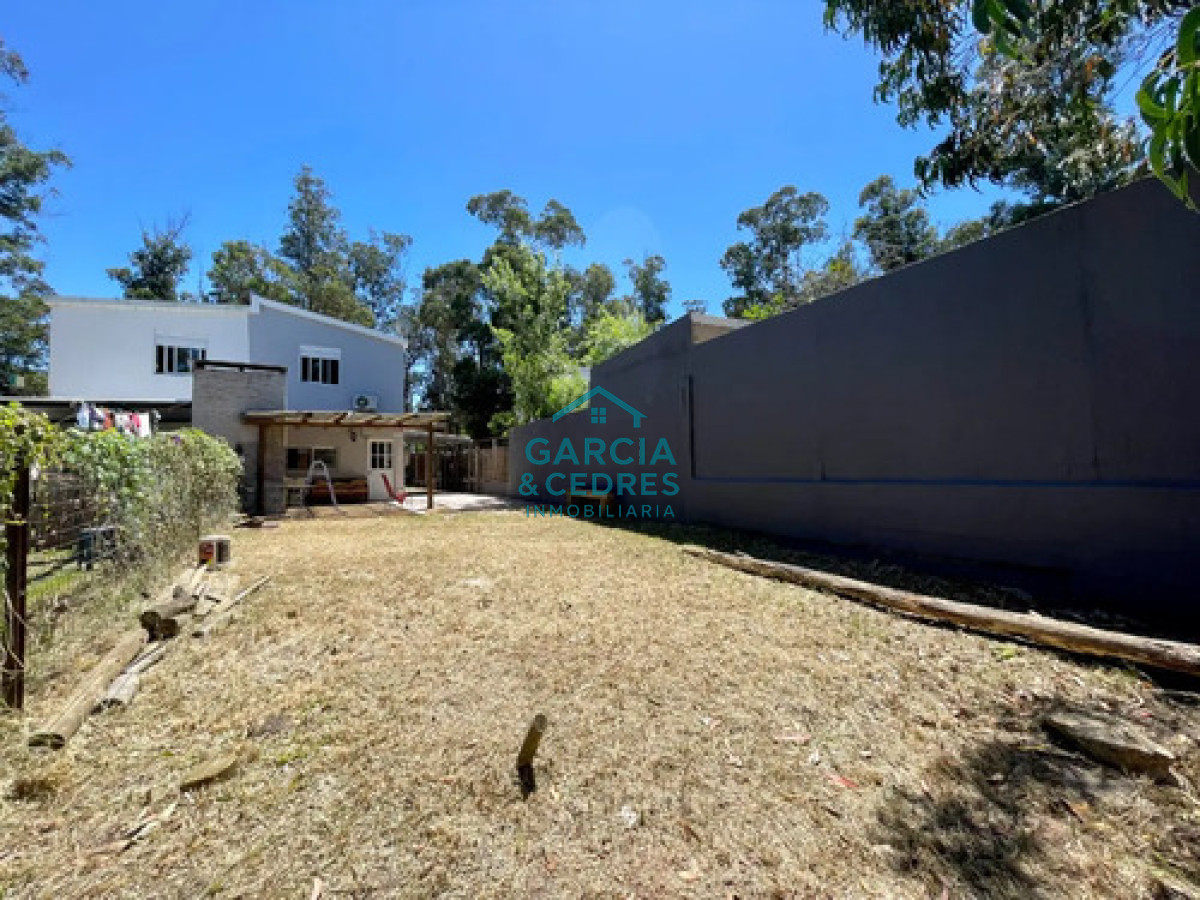 Casa ID.300 - Oportunidad en Bella Vista - Casa Amueblada de 2 Dormitorios con Parrillero y Garage