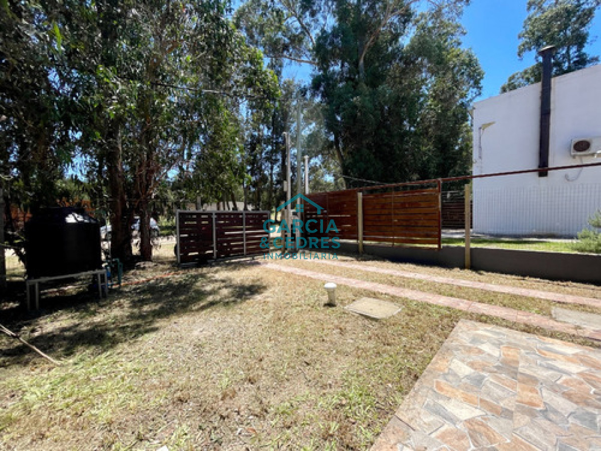 Casa ID.300 - Oportunidad en Bella Vista - Casa Amueblada de 2 Dormitorios con Parrillero y Garage