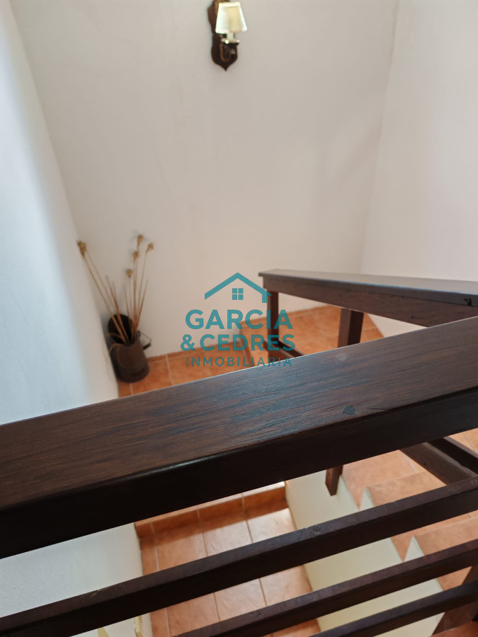 Casa ID.98 - ALQUILO CASA EN ALTOS DEL PINAR DE 3 DORM Y 2 BAÑOS A 5 CUADRAS DEL MAR 