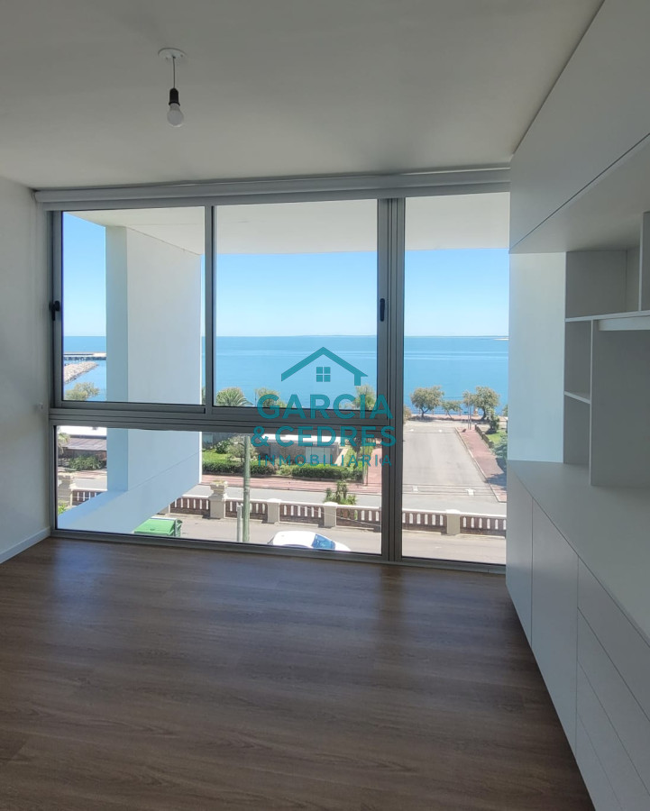 Casa ID.109 - EXCEPCIONAL CASA EN CERRO SAN ANTONIO 3 DORM Y 3 BAÑOS CON VISTAS AL MAR INIGUALABLES 