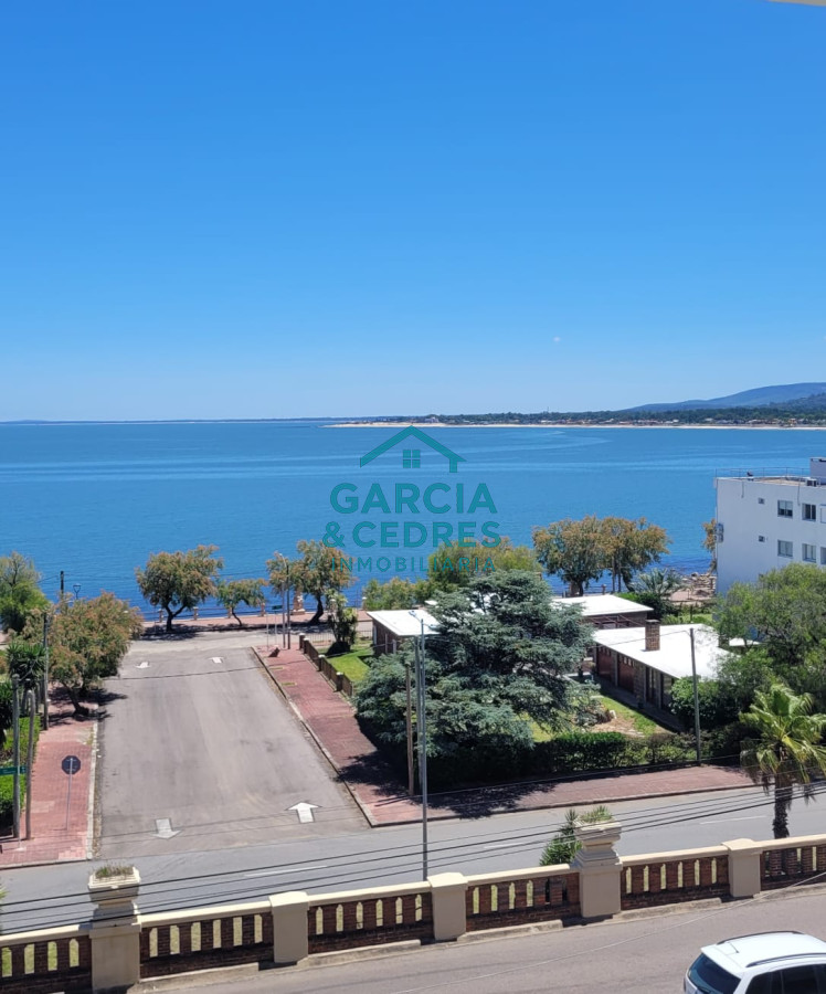 Casa ID.109 - EXCEPCIONAL CASA EN CERRO SAN ANTONIO 3 DORM Y 3 BAÑOS CON VISTAS AL MAR INIGUALABLES 