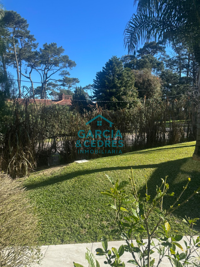 Casa ID.1243 - Alquiler Temporario Casa 4 dorm Punta del este 