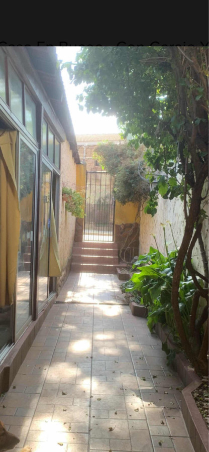 Casa ID.252 - Venta De Cómoda Casa Con Garaje,en Una Planta. En Buceo. Varias Lineas De Bus Cerca.