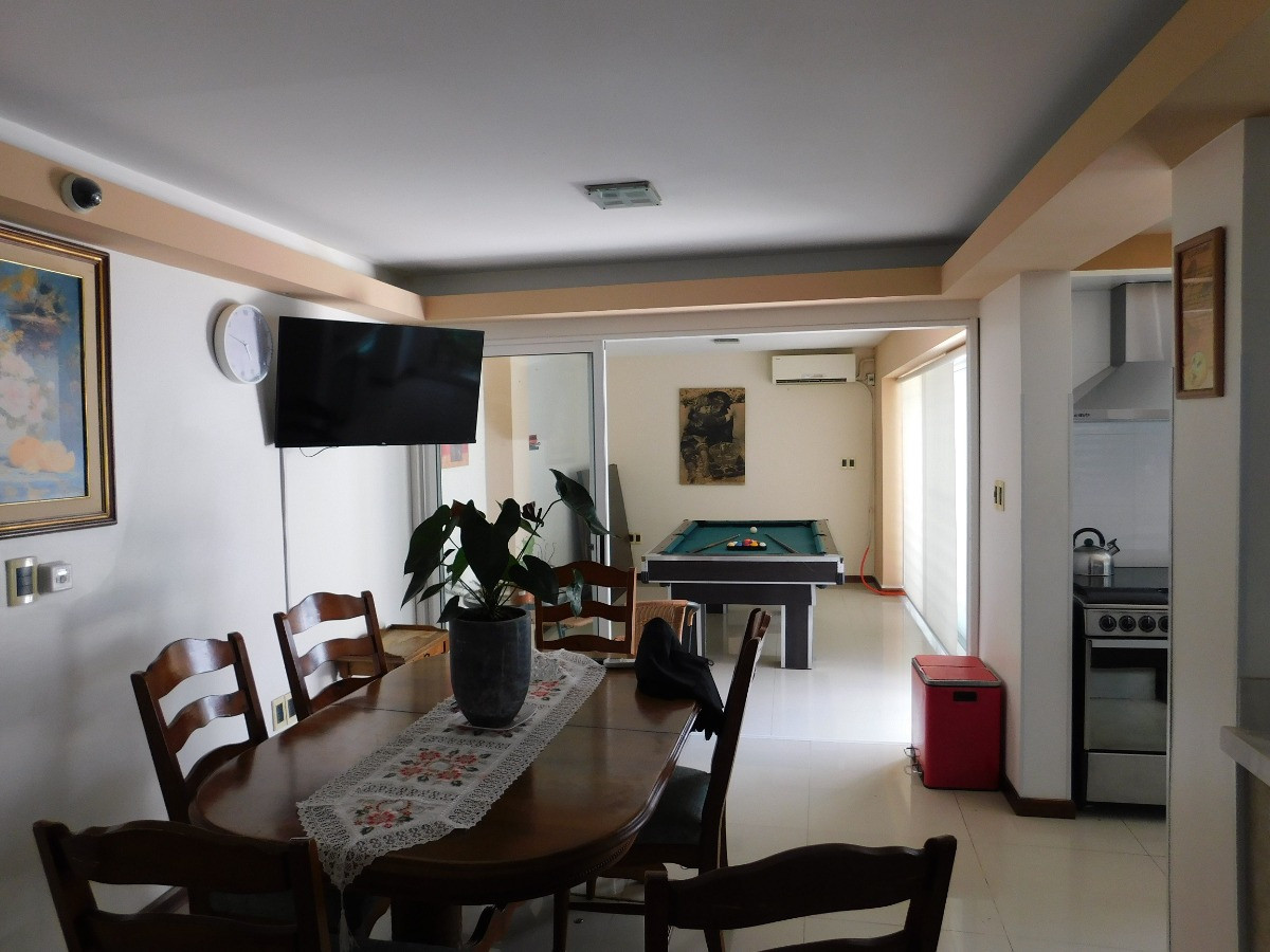 Casa ID.134 - Se Vende Sobre Caramuru En El Corazon De Punta Gorda Regia Casa En Impecable Estado Lista Para Entrar 6 Dormitorios 4 Baños Con La Mas Alta Seguridad