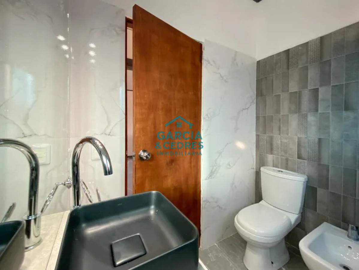 Casa ID.38 - Oportunidad en Las Flores a solo 200 mts de la playa . Casa A estrenar con piscina de 2 dormitorios y un baño 