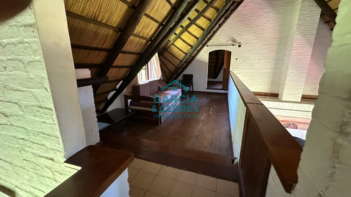 Casa ID.33 - Vendo Excepcional Chalet de 4 Dorm y 4 baños en San Rafael Zona del Hotel Cipriani muy valorada 