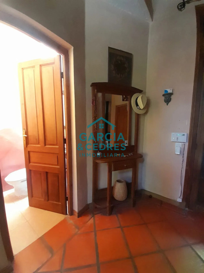 Casa ID.823 - Casa con piscina y gran jardín - Jardines de Cordoba, Punta del Este