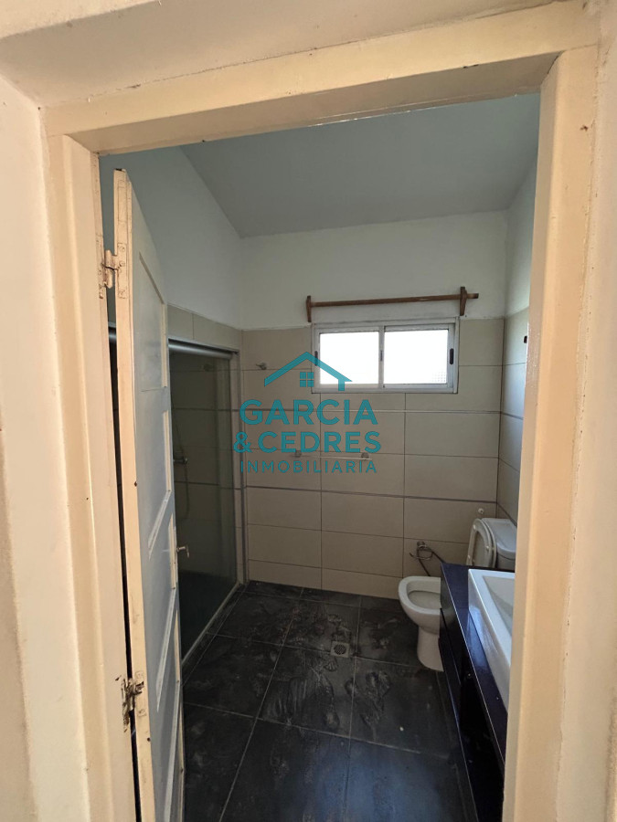 Casa ID.55 - OPORTUNIDAD !!! VENDO CASA 3 DORMITORIOS Y 1 BAÑO EN ESTACION LAS FLORES A U$S 90.000