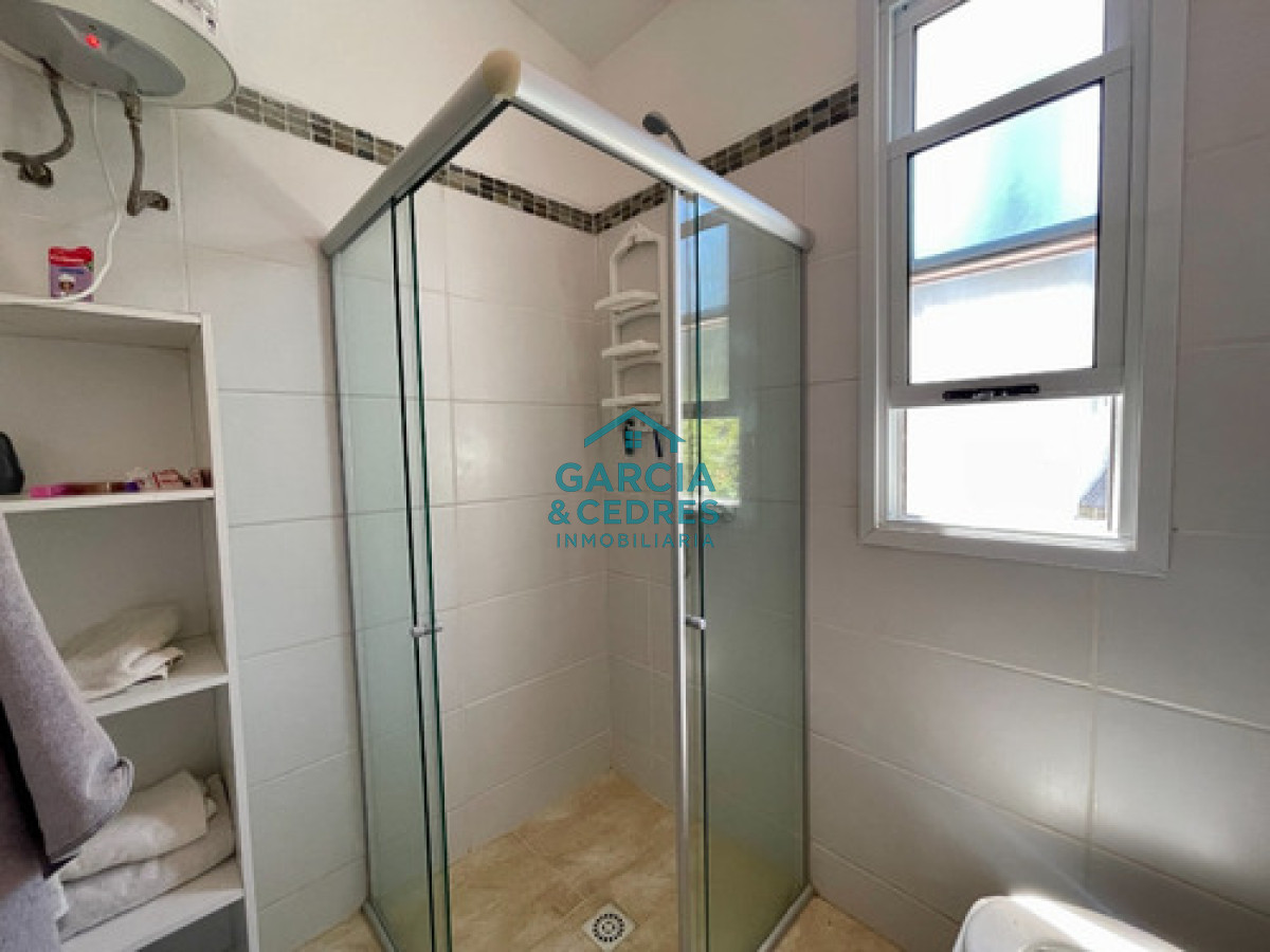 Casa ID.300 - Oportunidad en Bella Vista - Casa Amueblada de 2 Dormitorios con Parrillero y Garage