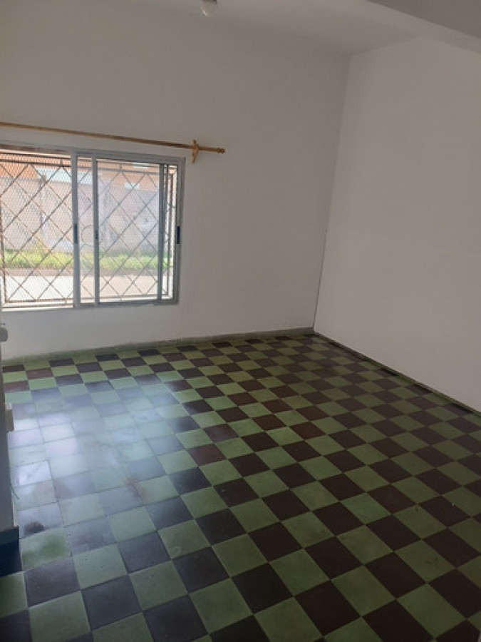 Casa ID.311 - Se Alquila Casa de 2 Dormitorios en Ituzaingo