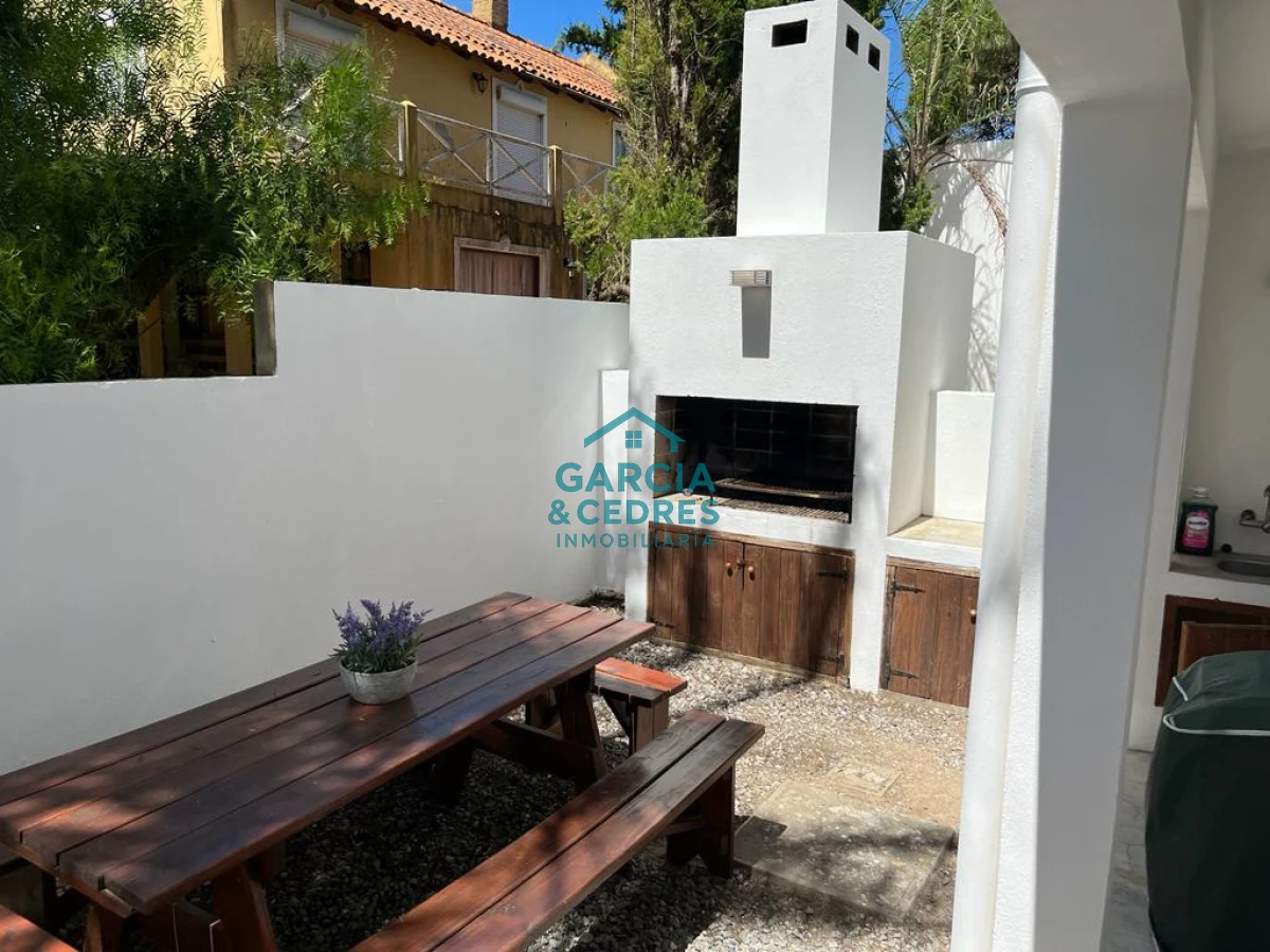 Casa ID.57 - Oportunidad de Alquiler de Verano Casa de 3 dormitorios y 2 baños a Pasos de la Playa Bikini .C