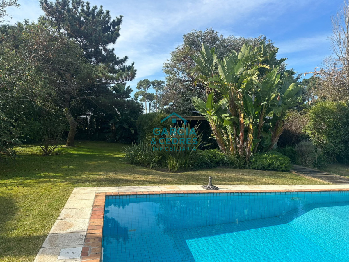 Casa ID.663 - Gran casa de 5 dormitorios en San Rafael, Punta del Este 