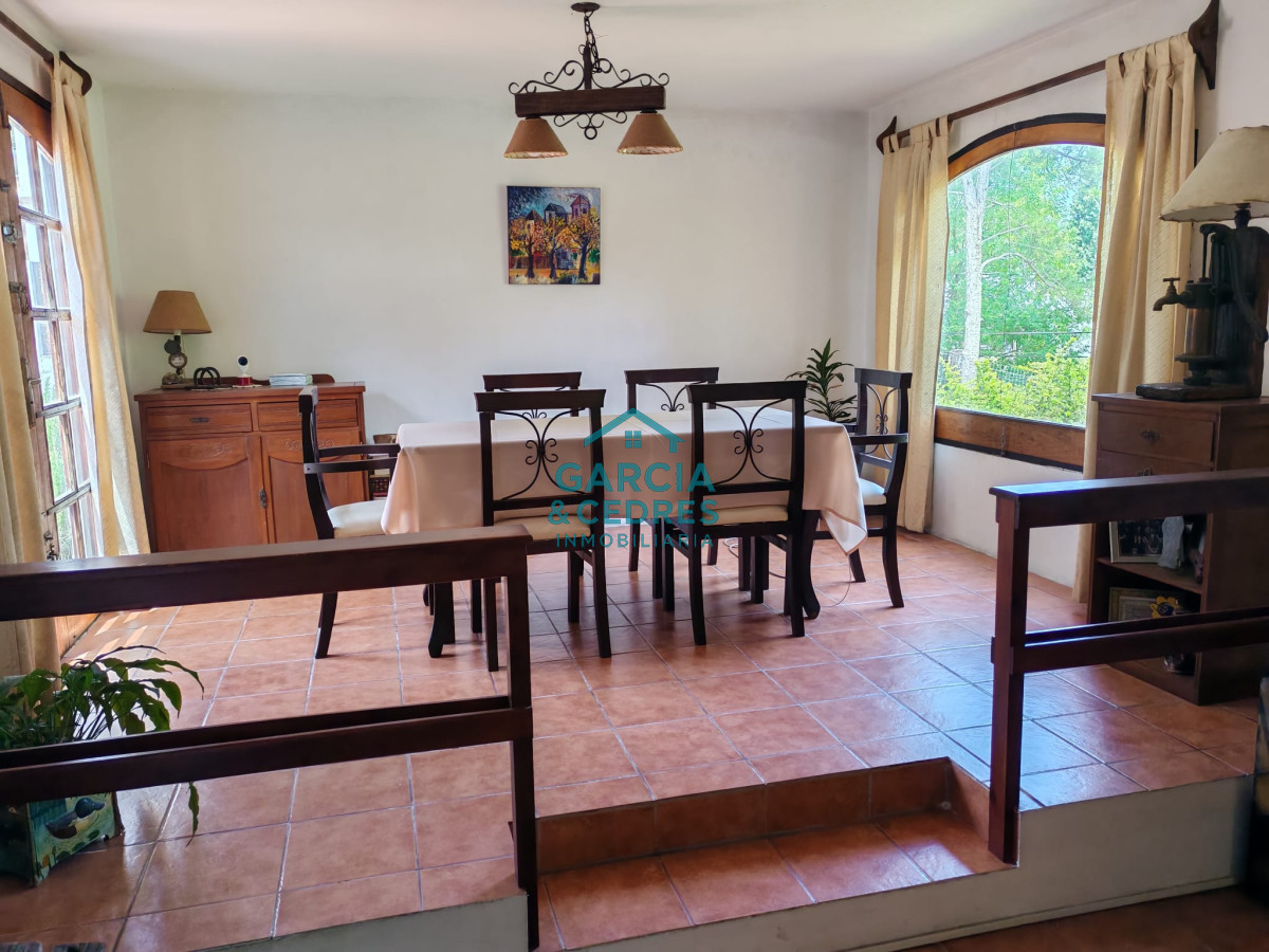 Casa ID.98 - ALQUILO CASA EN ALTOS DEL PINAR DE 3 DORM Y 2 BAÑOS A 5 CUADRAS DEL MAR 